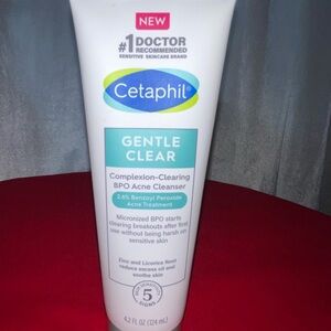 Gentle Clear Acne Cleanser - White